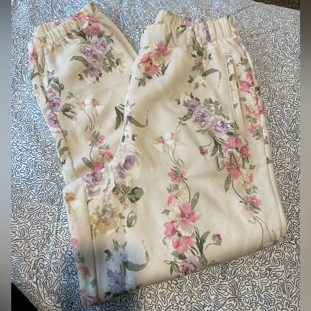 GAP x Love Shack Fancy Floral Joggers - Cream and Purple